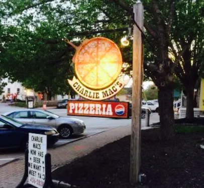 Charlie Mac's Pizzeria