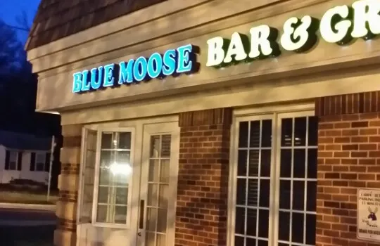 Blue Moose Bar & Grill