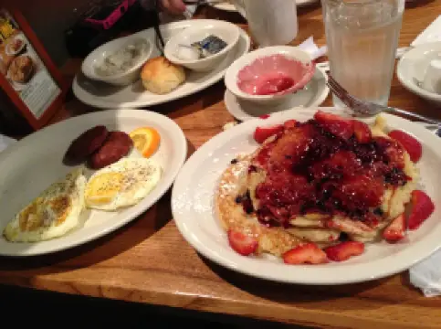 Cracker Barrel Old Country Strore Restaurant