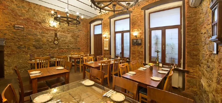 Babel Cafe & Restaurant