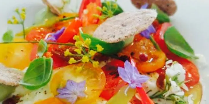 Nayolie by Kelvin Lin