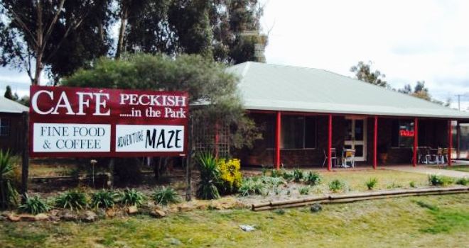 Cafe Peckish