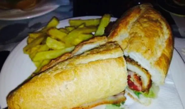 Bekas Snack Bar Cafe