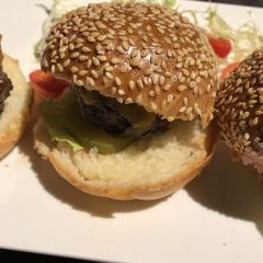 The Burgernator 여행 사진