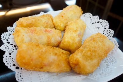 Uno Seafood Wharf Palace