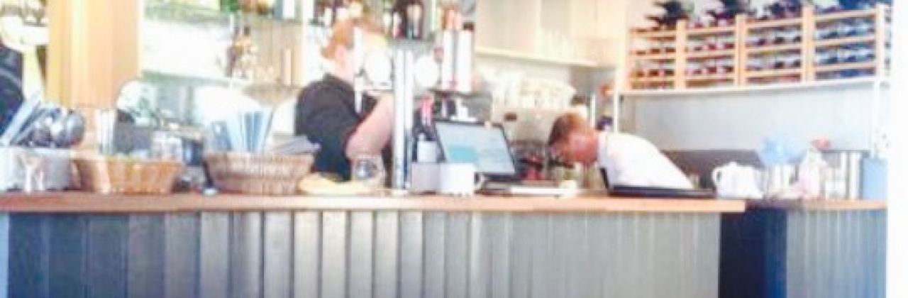 Pier House Cafe and Bistro