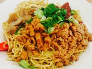 Bakmi Aloi