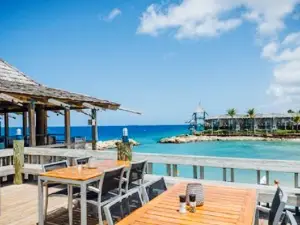 Blues Bar & Restaurant