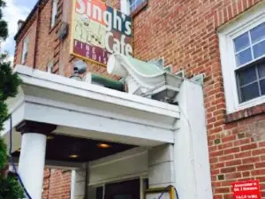 Singh's Cafe