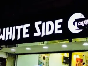 White Side cafe