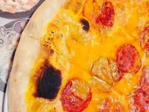 Tomato Pizza Bar