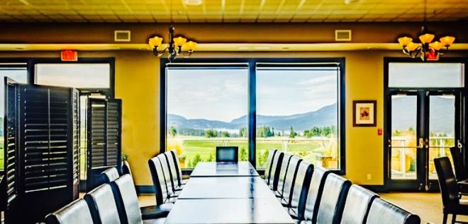 Satellite Bar and Grille at Arbutus Ridge