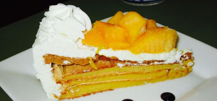 The Cake Planet and Cafe