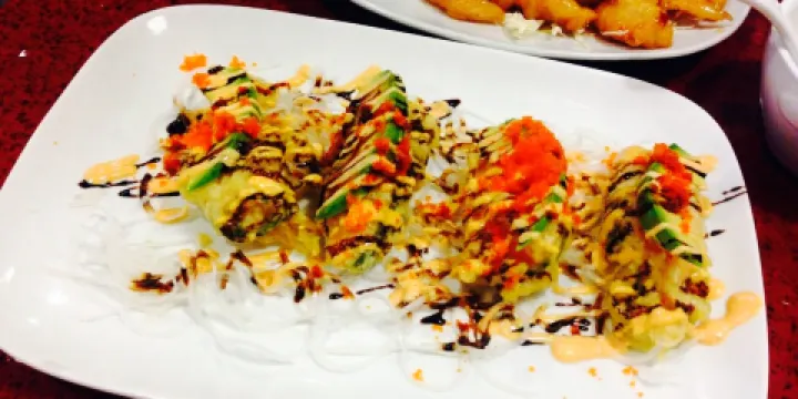 Basil Restaurant Sushi Bar & Asian Bistro