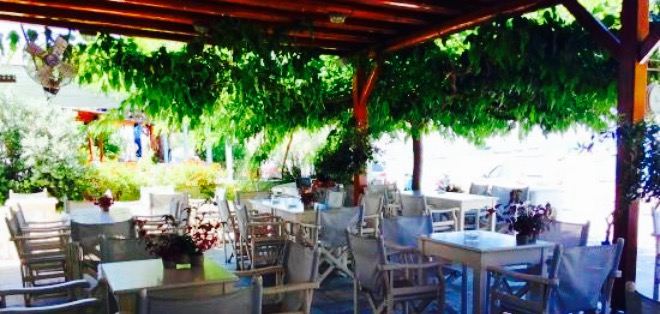 Manolis Restaurant