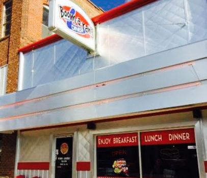Boom-a-rang diner