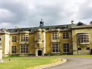 Hartwell House