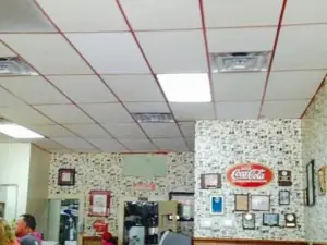 Leon's Burger Express