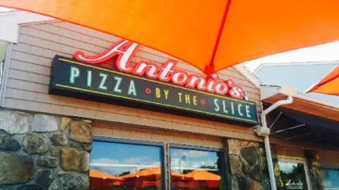Antonio's Pizza in Hampshire County