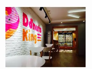 Donuts King