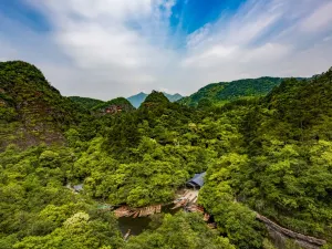 구룡담(지우롱탄)