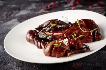 MOOSE RESTAURANT & BAR