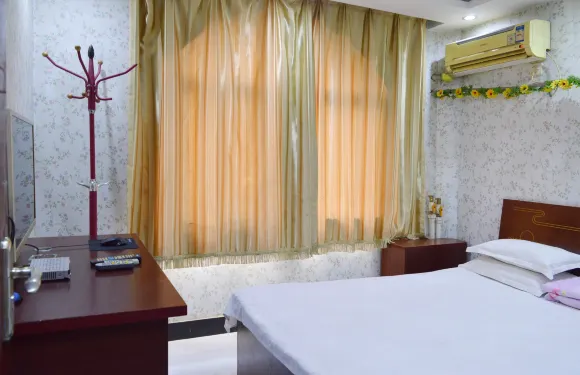 晉州弘發賓館（聚財街分店）