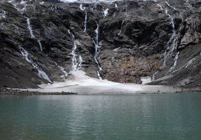 Mingyong Glacier