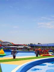 Yuehai Water Amusement Park
