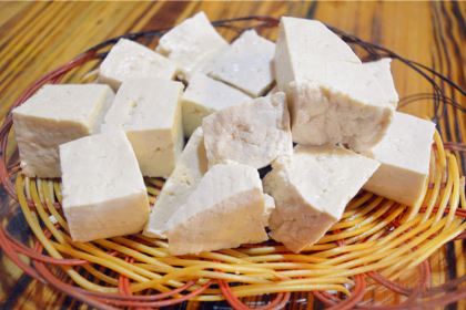 阿婆腊排骨火锅(旗舰店)