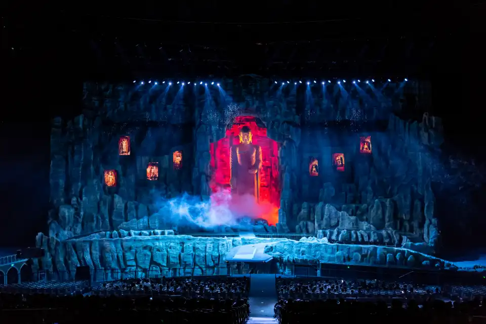 3_"Legend of the Camel Bell" show