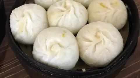 杭州小笼包 in Xiahe