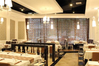 德天肥牛海鮮火鍋（廣化店）