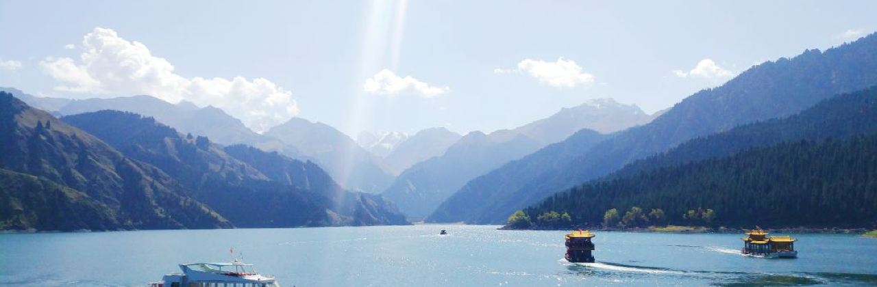 阿米尔湖景餐厅