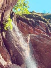 Horse Tail Waterfall