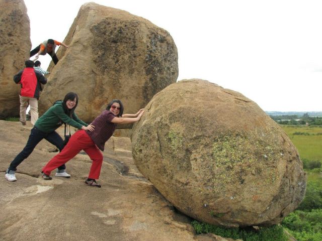 Chiremba Balancing Rocks