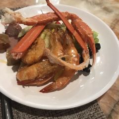 Jin Yuan Hotel Revolving Restaurant User Photo
