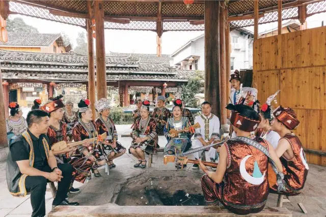 Dong Song and Dance Performances in Tongren