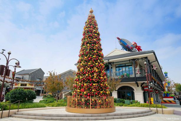 Disney Town
