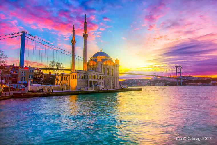 イスタンブールで東洋と西洋を感じる素敵な滞在を!