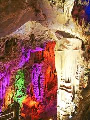 Wuxi County Lingwu Cave