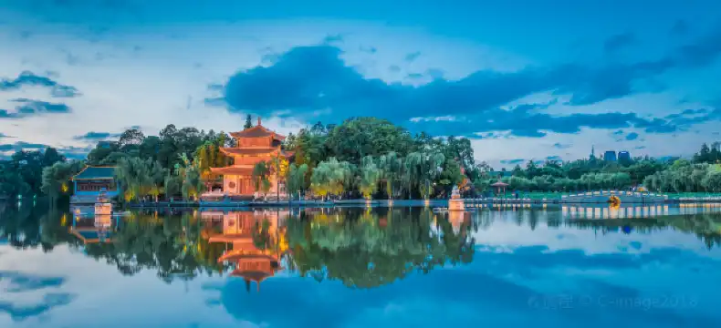 Khách sạn Ease tại Côn Minh