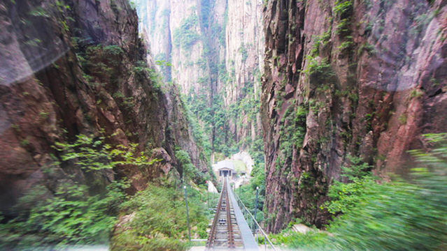 Xihai Grand Canyon Cable Car