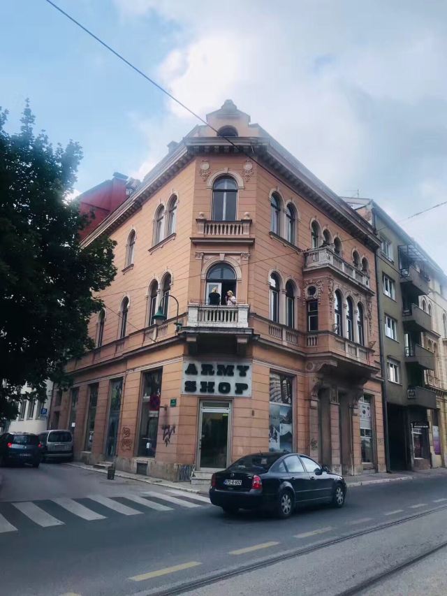 拉丁橋
