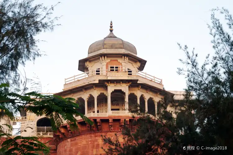 Hotels in North West Delhi