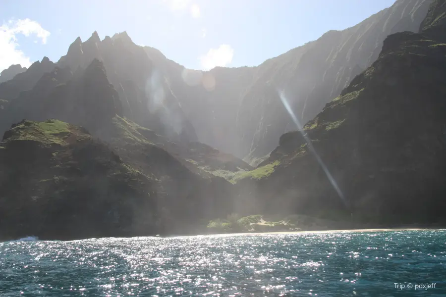 Liko Kauai Cruises