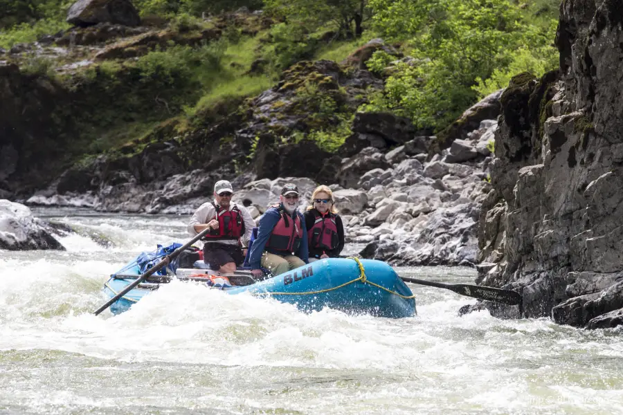 RiverRun Rafting