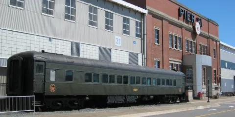 21號碼頭加拿大移民博物館