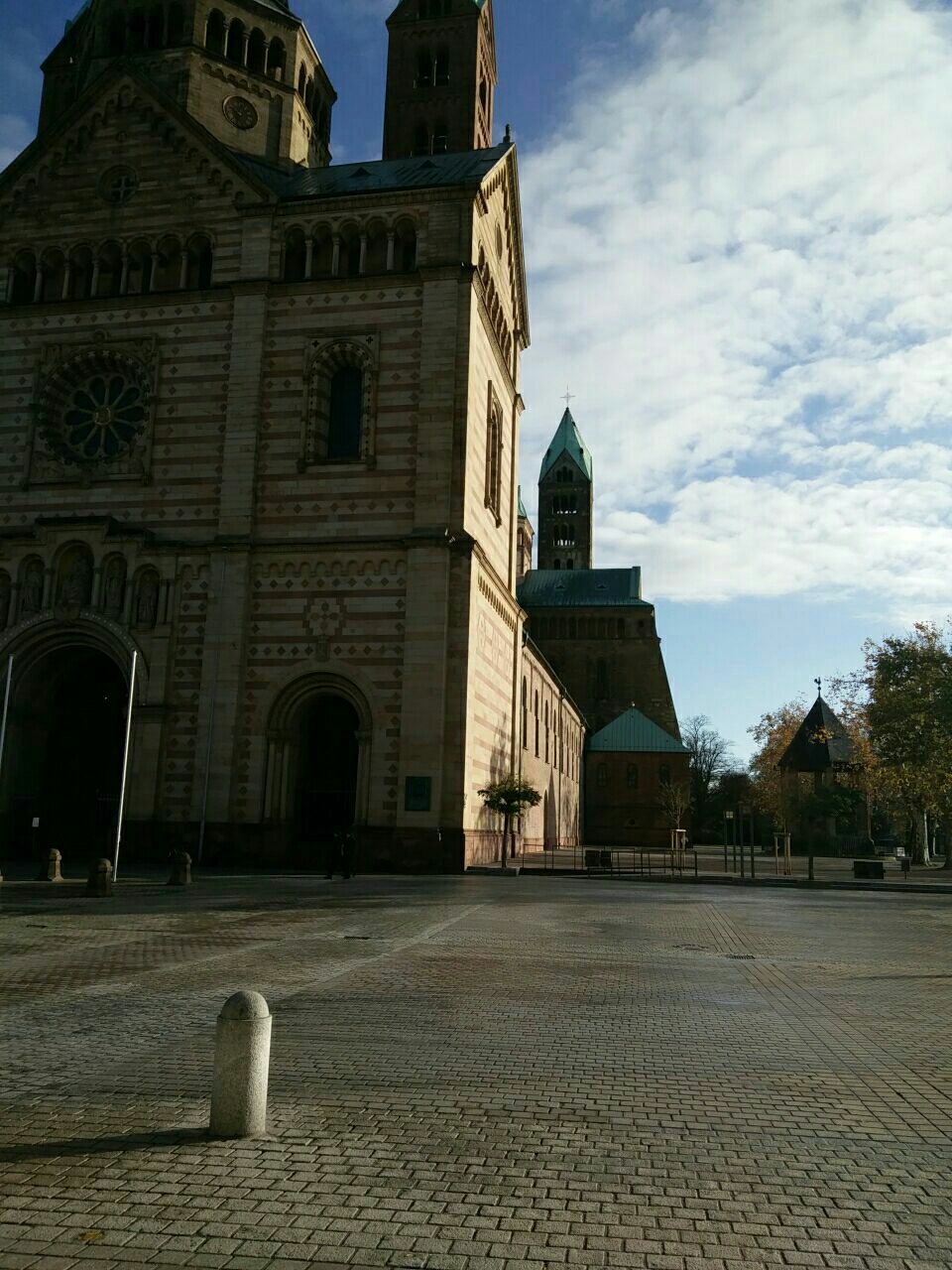 Speyer Cathedralのレビュー Speyer Cathedralのチケット Speyer Cathedralの割引 Speyer Cathedralの交通機関 所在地 営業時間 Speyer Cathedral周辺の観光スポット ホテル グルメ Trip Com