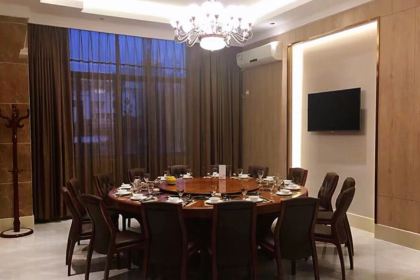 香港阿杜火锅·海鲜姿造(德馨苑分店)